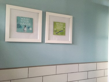 This cute prints were inexpensive, cute and I loved the colours for the bathroom!